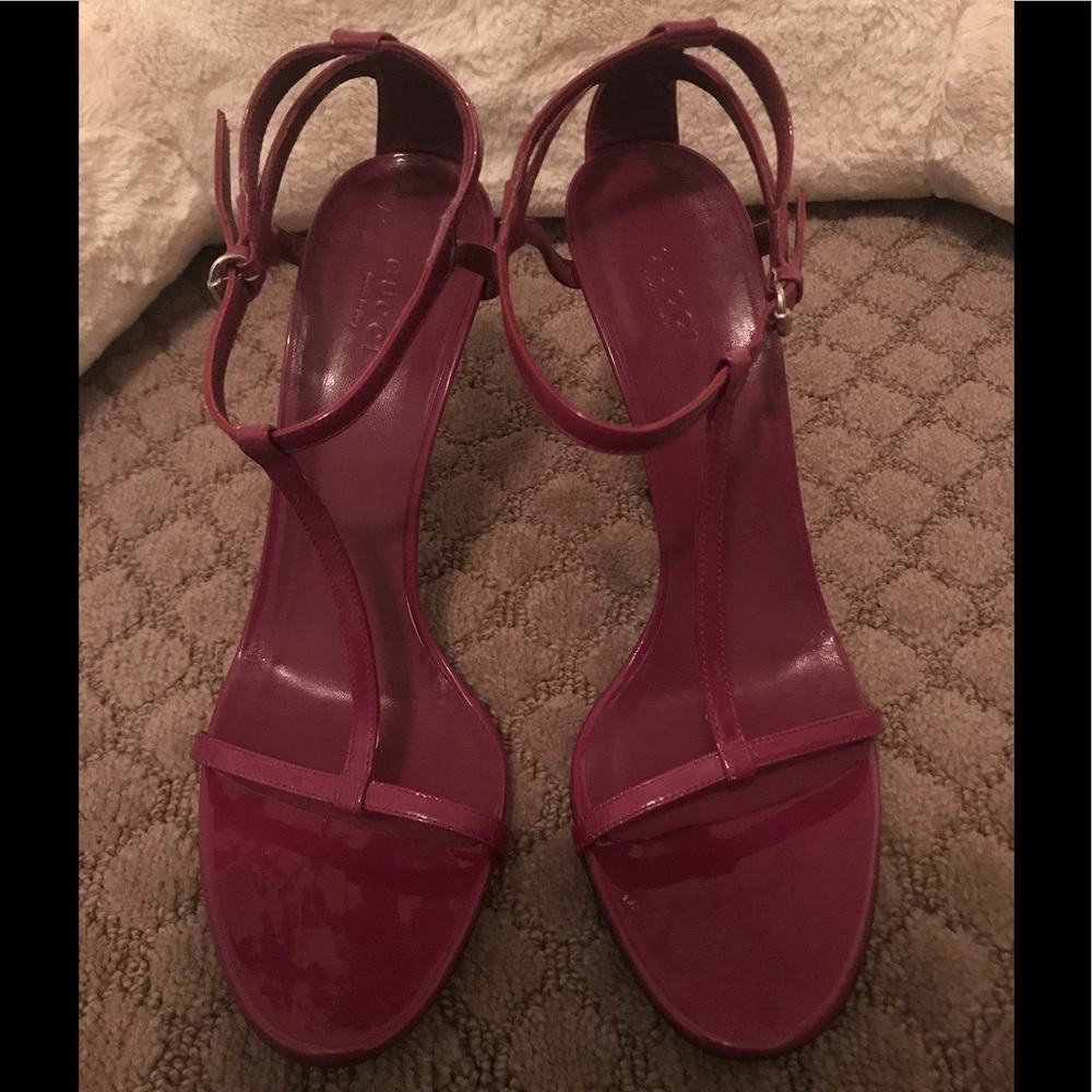 Gucci plum color heels